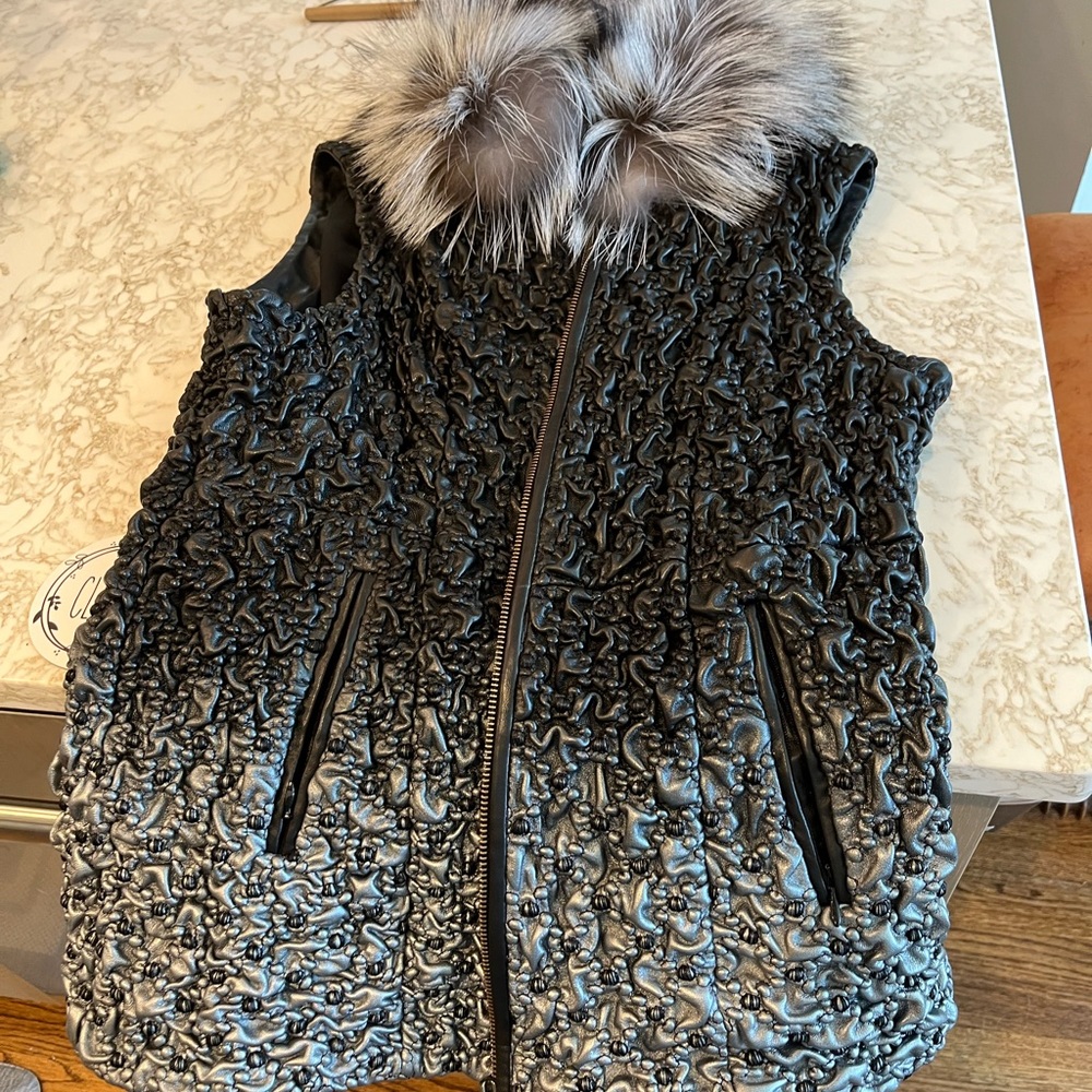 Beautiful leather and fox vest with pockets